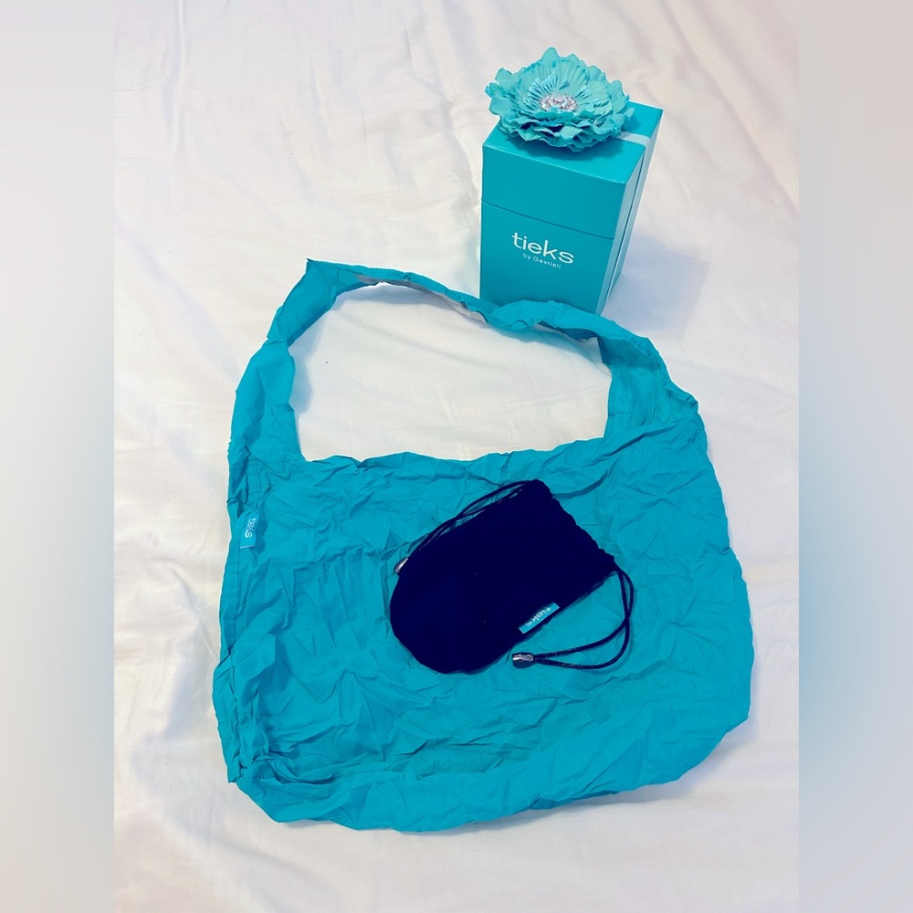 Tieks storage bag, Tote, box with flower.
